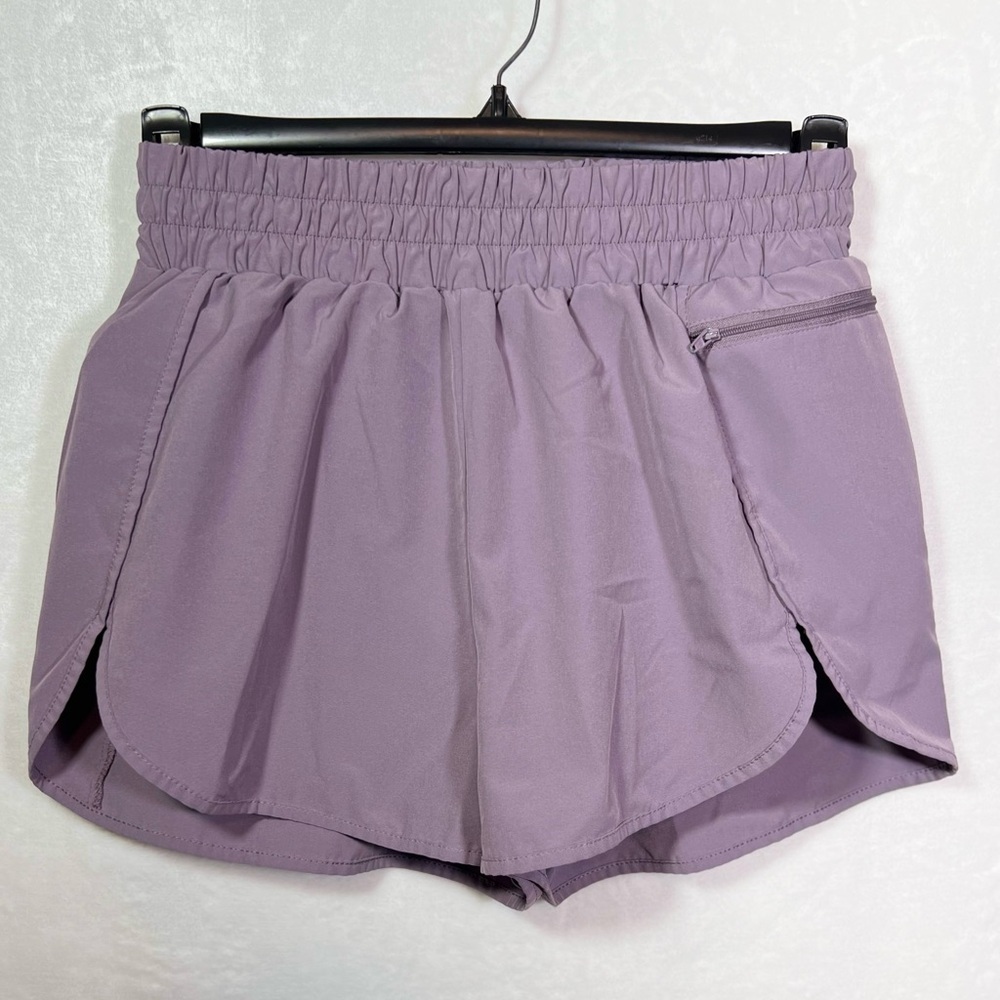 Blooming Jelly Light Purple Women’s Athletic Running Shorts Size L Quick-Dry - Picture 9 of 10